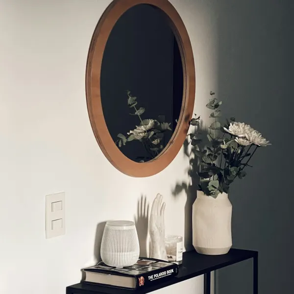 Oval Ceviz Çerçeveli Ayna
